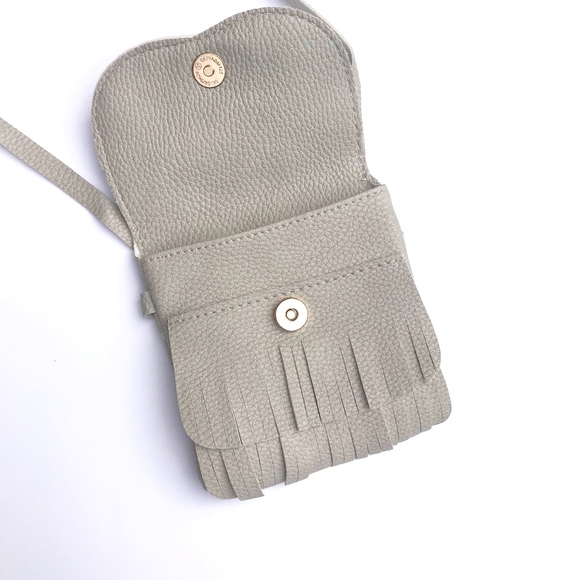 Little Girls Kitty Fringe Purse in Grey - Picture 3 of 7